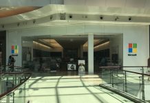 Microsoft struggles with number of people asking where Apple store is Microsoft