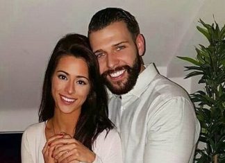 Tattoo Fixer Jay Hutton offers free tattoos for anyone who tweets the photo